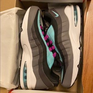 Air max 95s